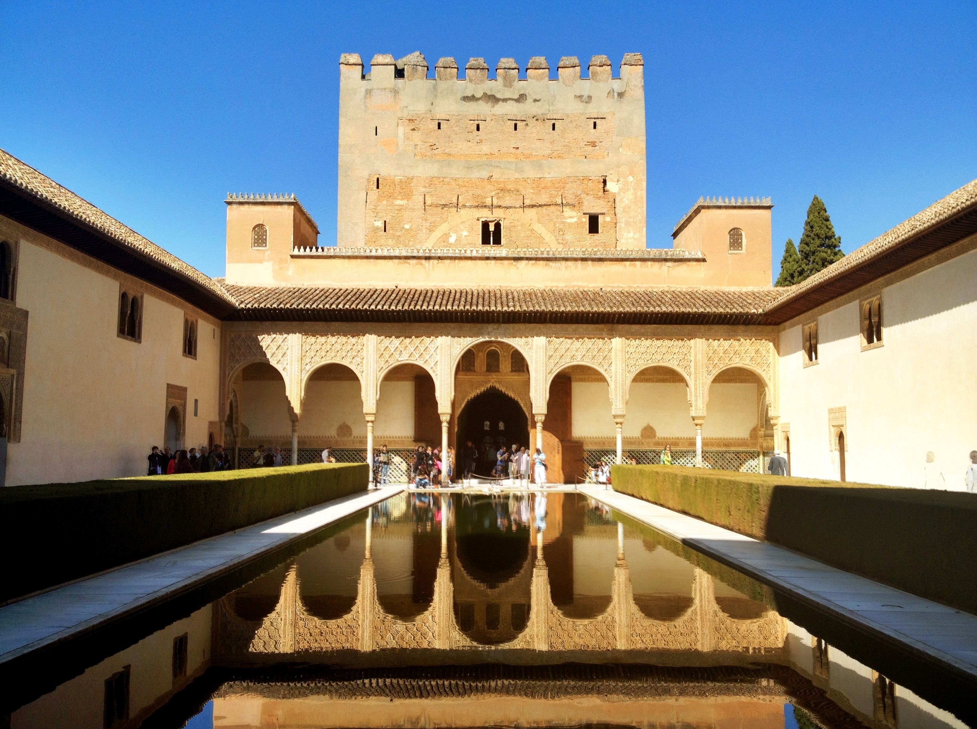 3255x2431px Alhambra (2075.57 KB).06.2015