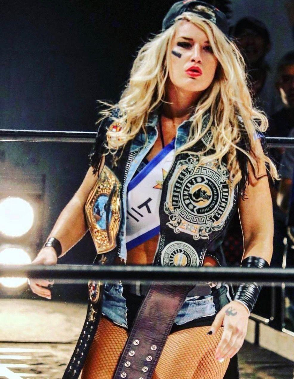 Toni Storm (Toni Rossall)