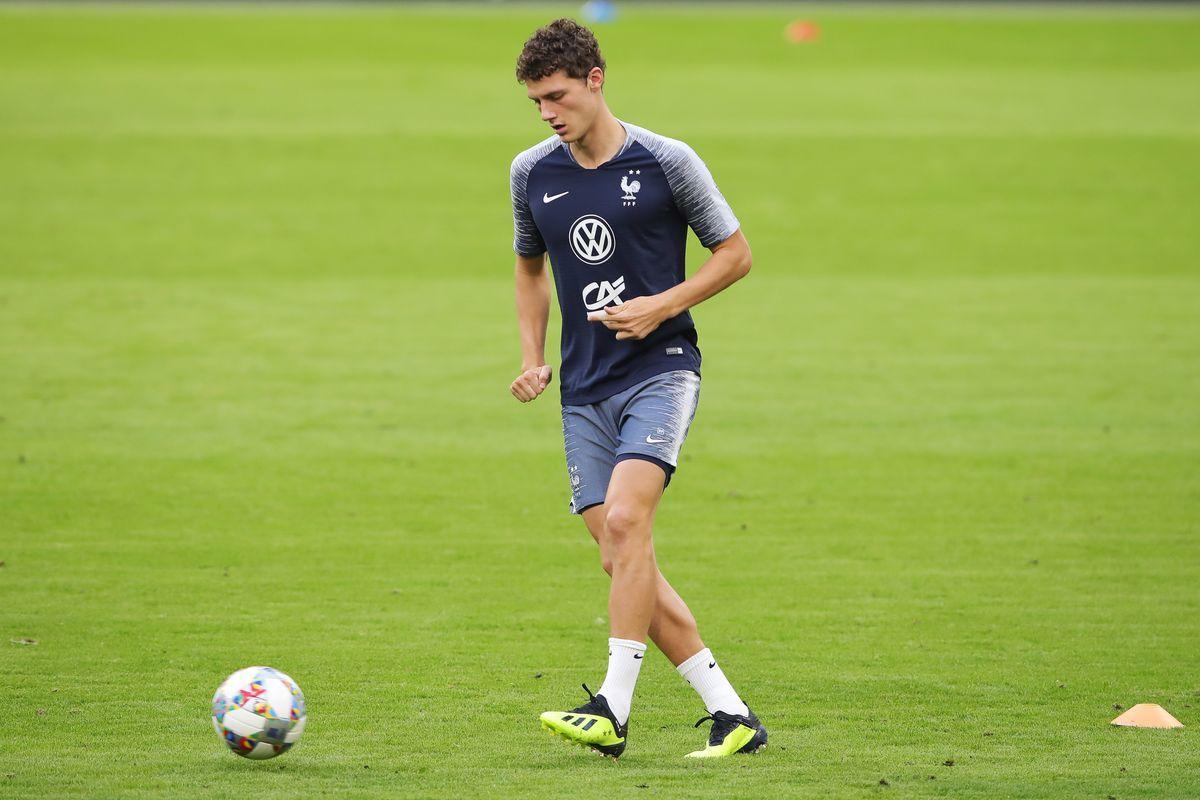 Benjamin Pavard reportedly offered to Barcelona
