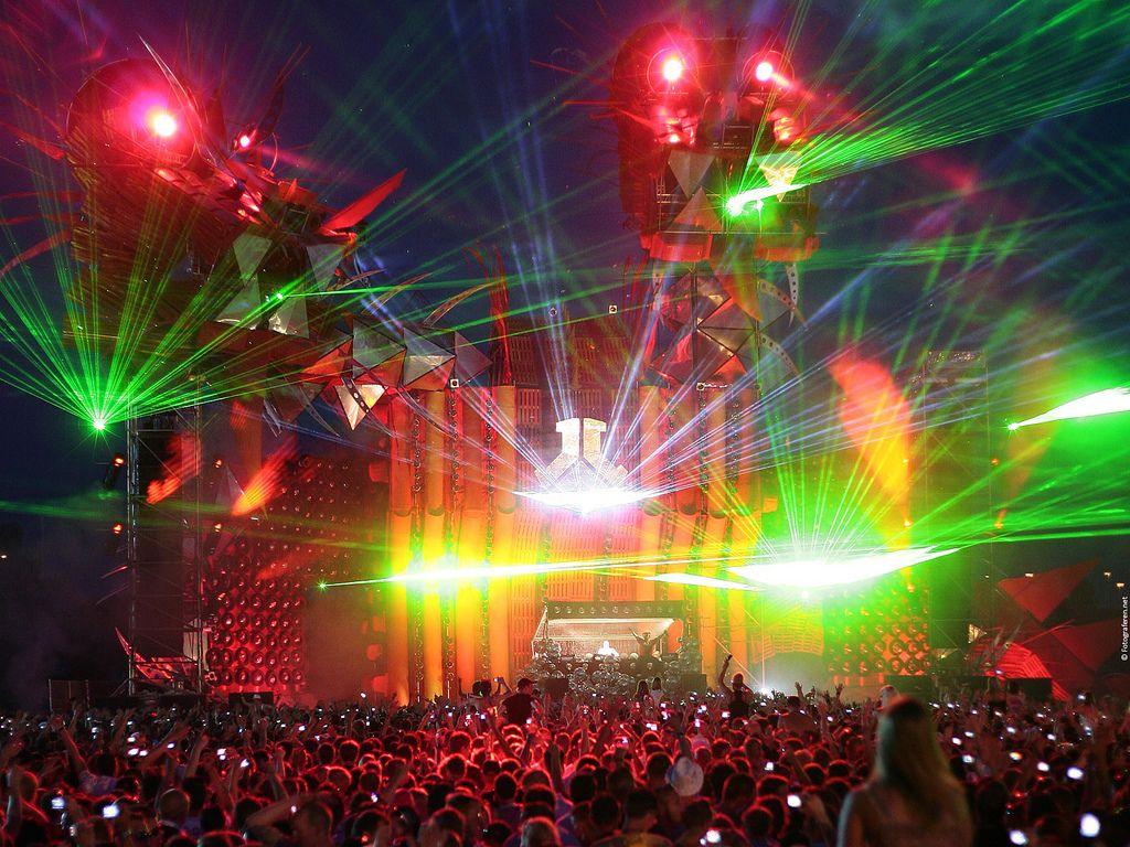 Defqon.1 2009. XL wallpaper (Headhunterz). This free hires