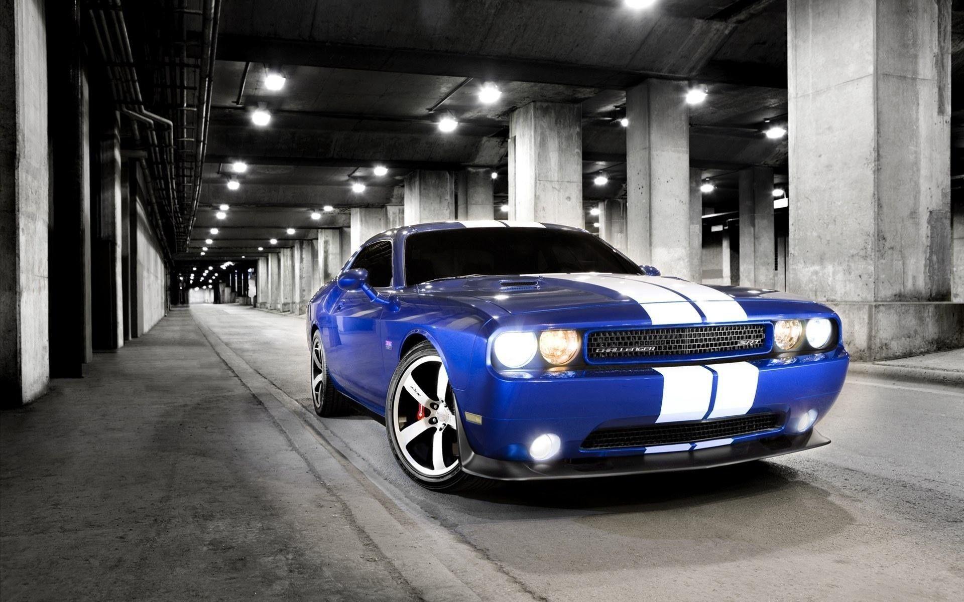 Dodge Challenger Srt8 Wallpaper background picture