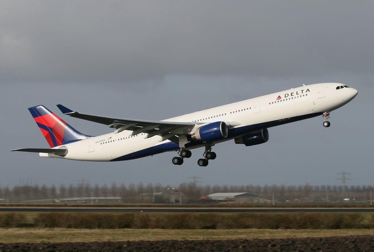 The Airbus A330 300 Of Delta Airlines Aircraft Wallpaper 2127