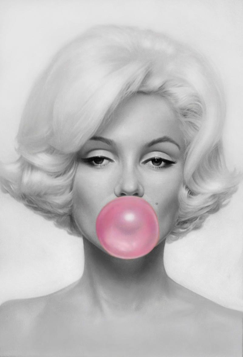 Marilyn Monroe Pink Bubble Gum. wallpaper. Marilyn