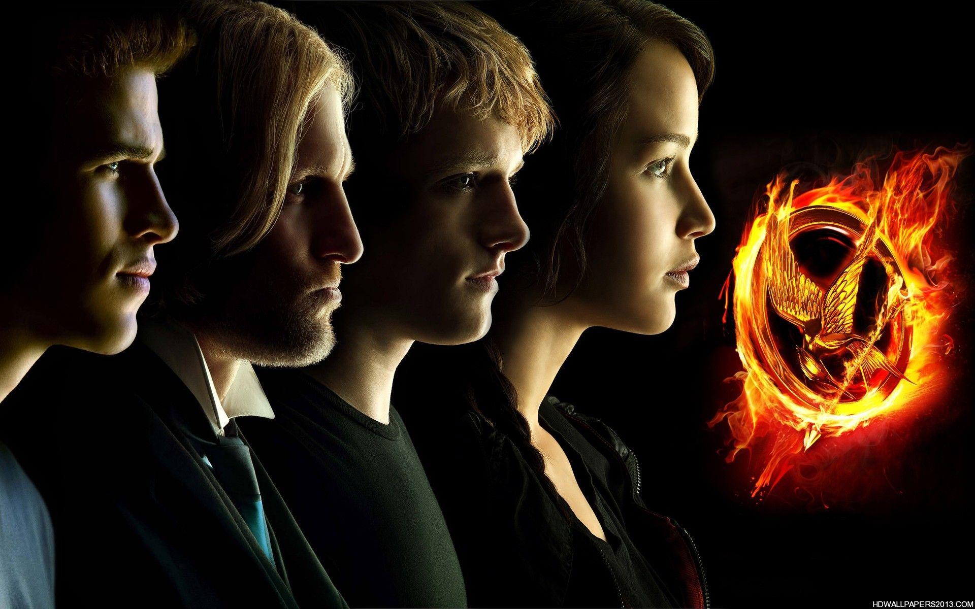 Wallpaper Blink of The Hunger Games Wallpaper HD for Android