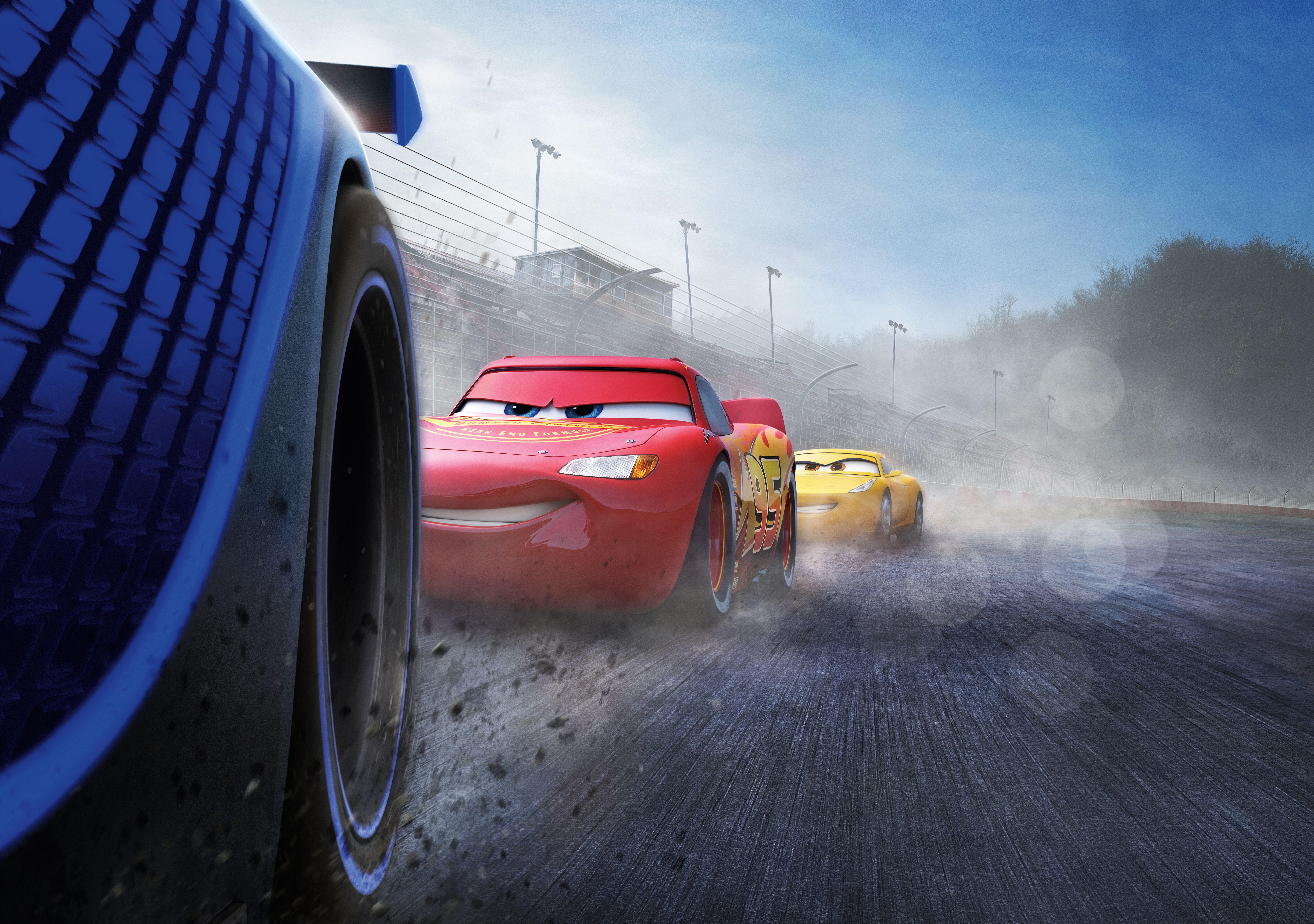 Lightning McQueen HD Wallpaper and Background Image
