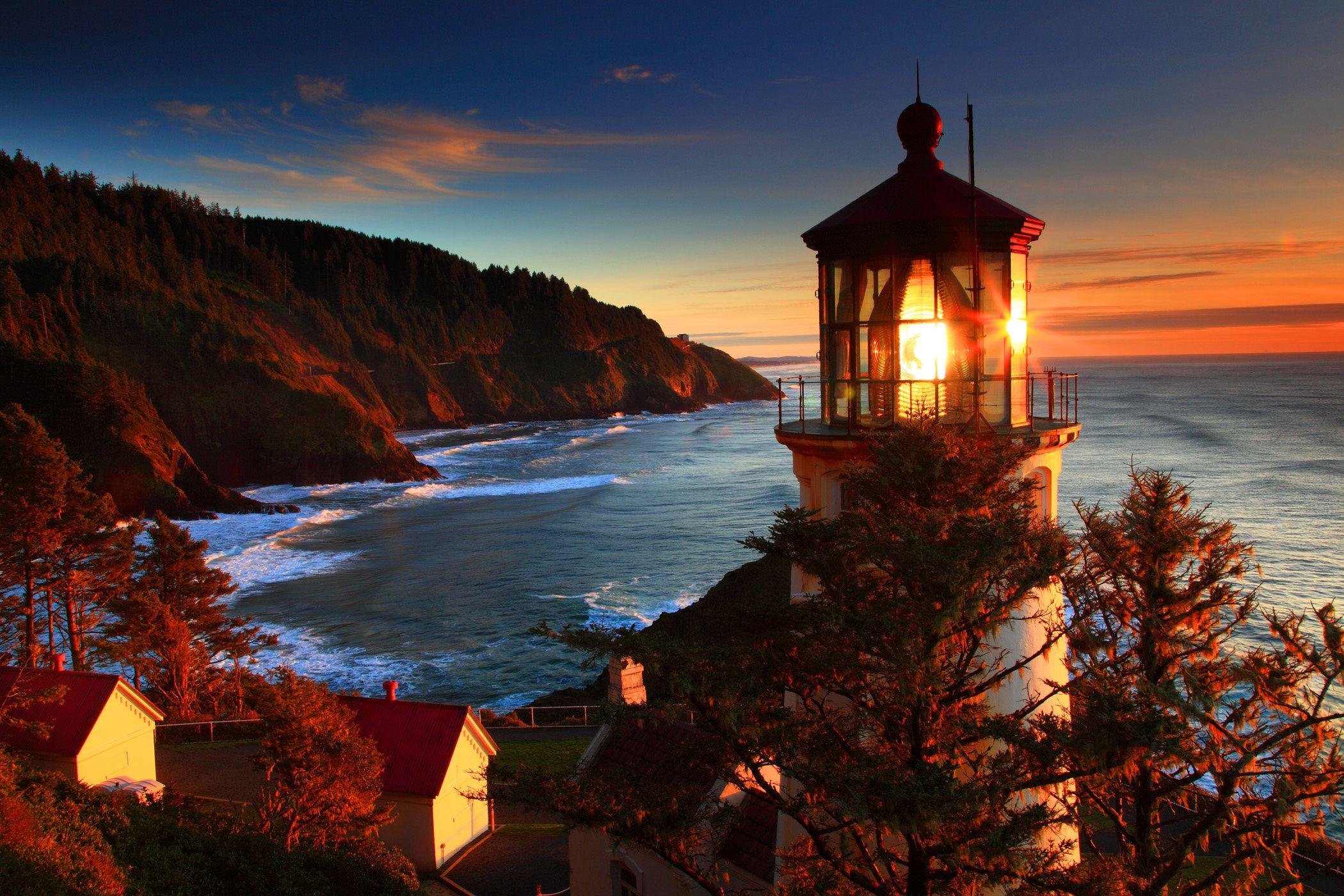 Oregon Coast sea lighthouse sunset landscape ocean sunrise autumn wallpaperx1400