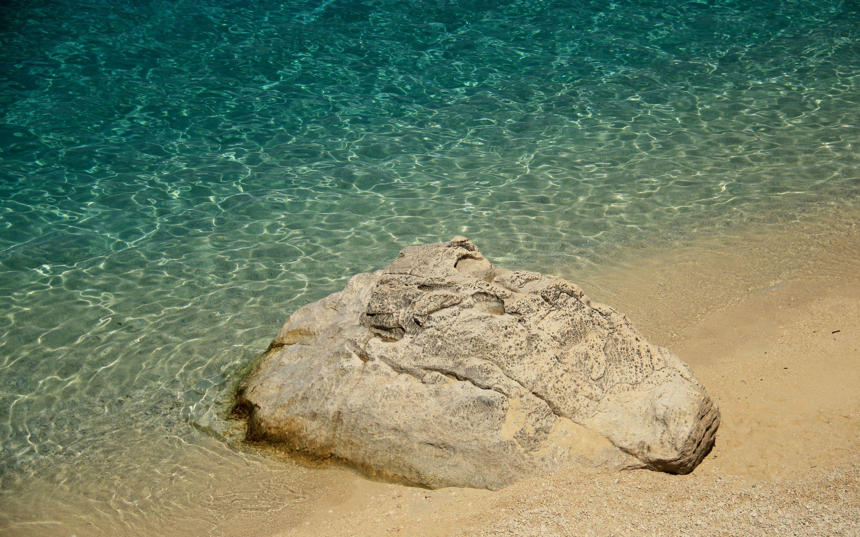 Sardinia shore [2880x1800]