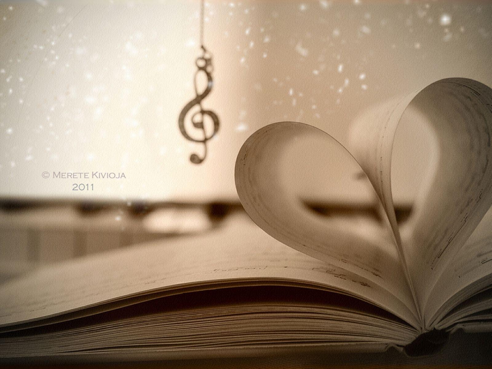 heart with pages wallpaper, Music book, Music love