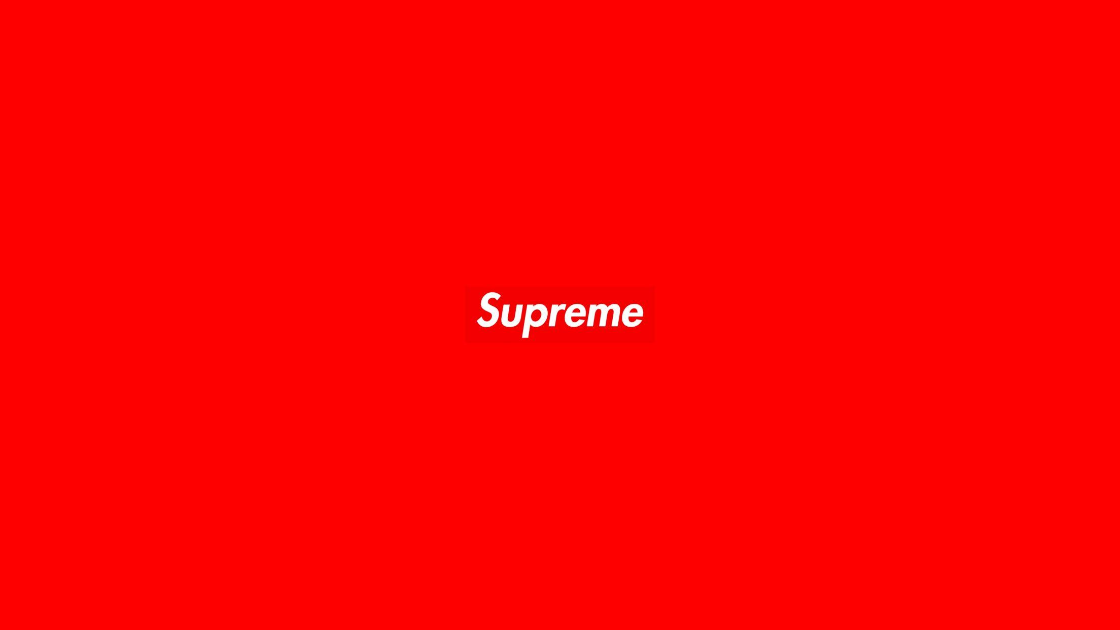 4K Wallpaper Of The Supreme Clothing Brand's Logo