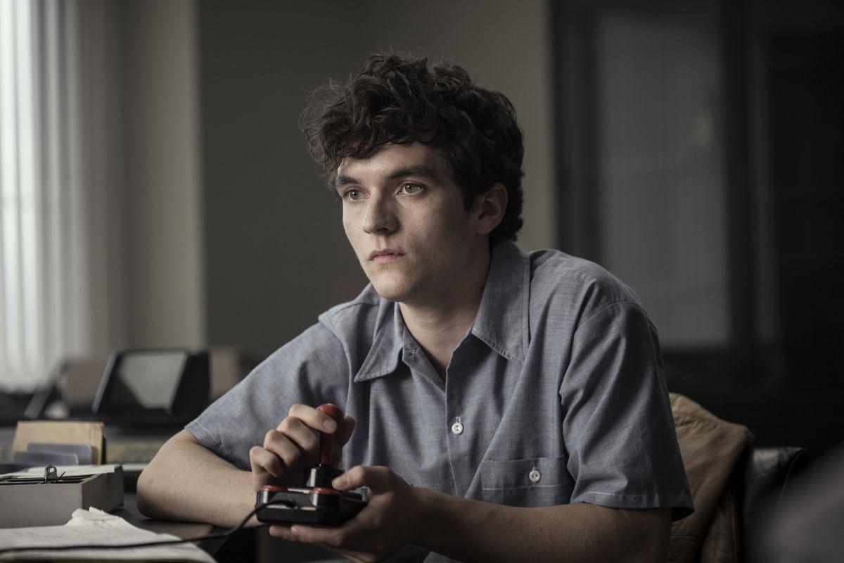 Black Mirror Bandersnatch is fun but doesn't quite work as film or