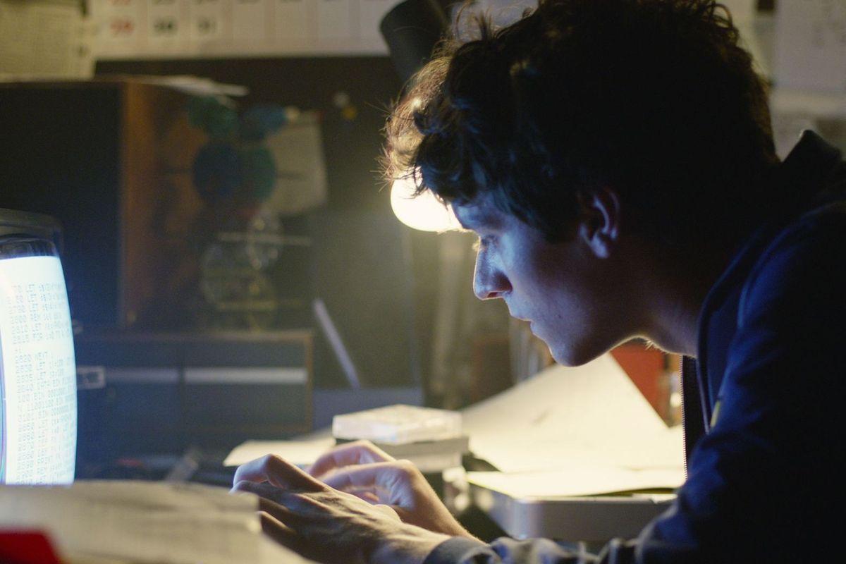 Black Mirror: Bandersnatch is Netflix's new interactive special that