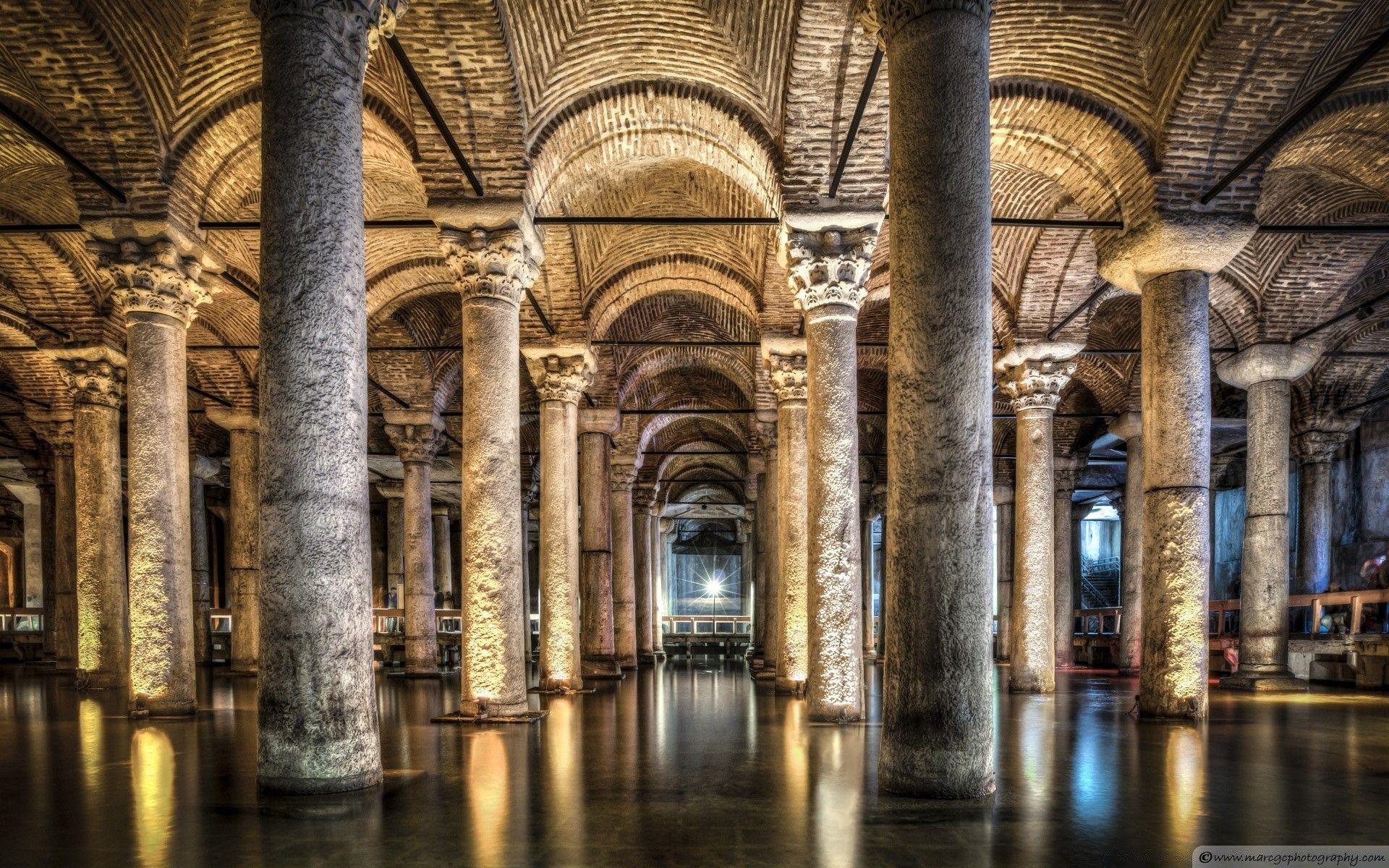 Sunken Palace or Basilica Cistern Istanbul, Turkey. iPhone