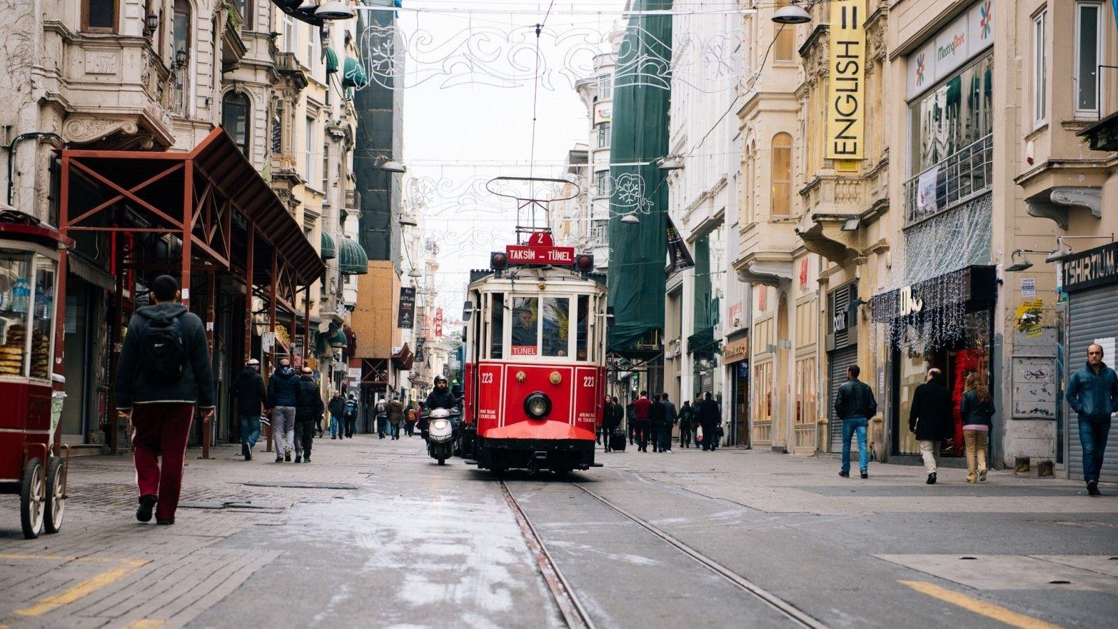 Download 1600x900 Istanbul, Street, Shops, Transportation Wallpaper