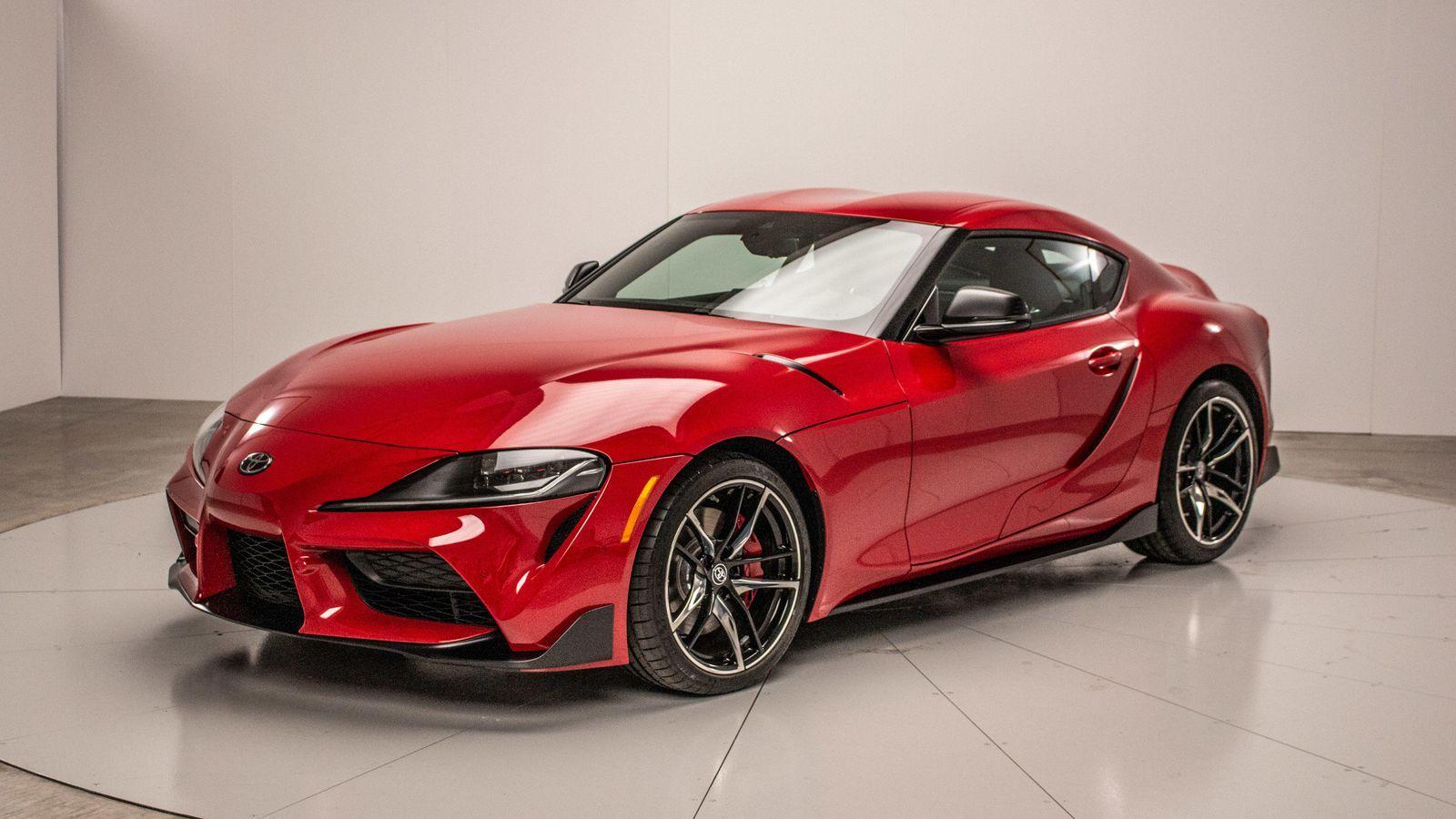 Toyota Supra officially revealed at Detroit Auto Show