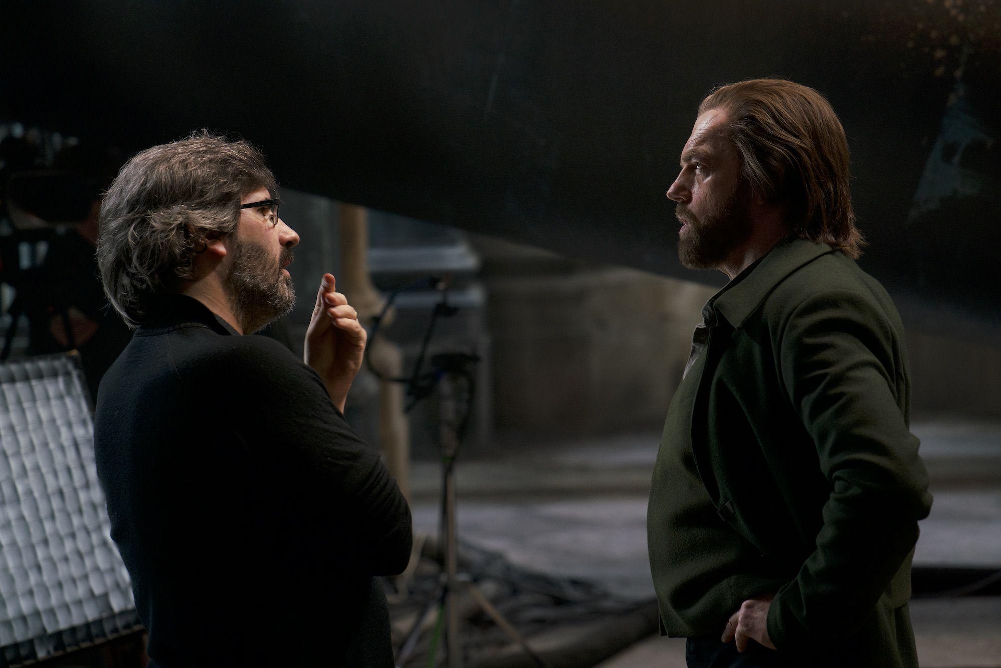 Mortal Engines: Hugo Weaving & Stephen Lang Talk Big Screen Villains