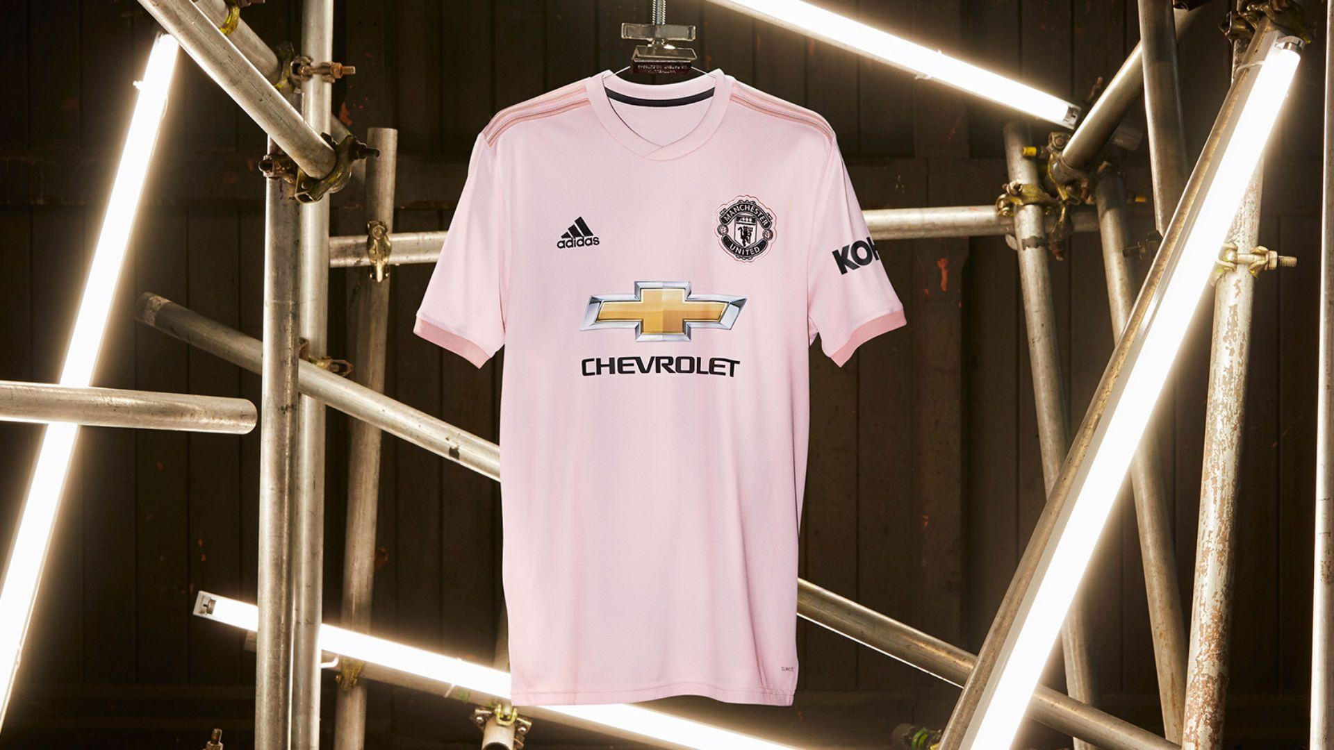 Manchester United pink kit: Red Devils unveil new away strip amid
