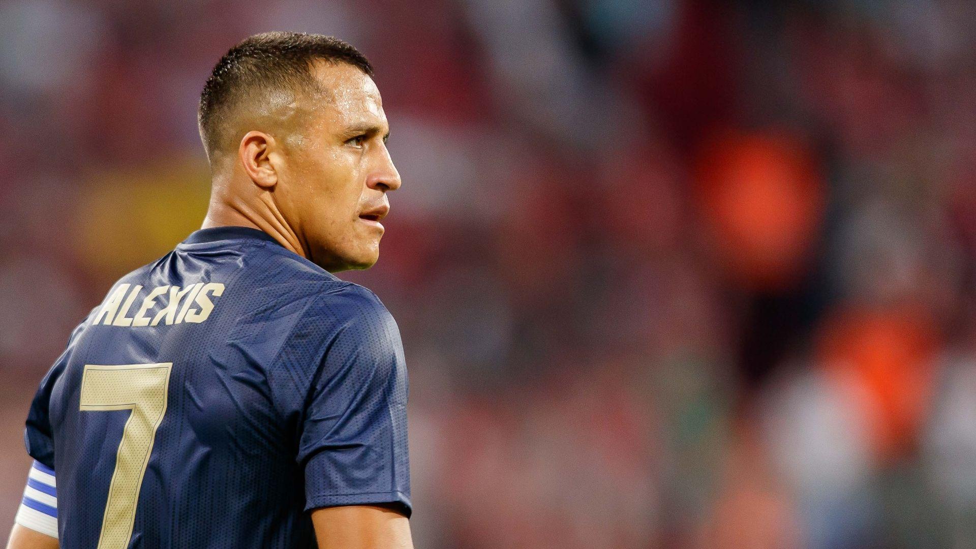 Alexis Sanchez Wishes Man United Had Signed 'many More World Class