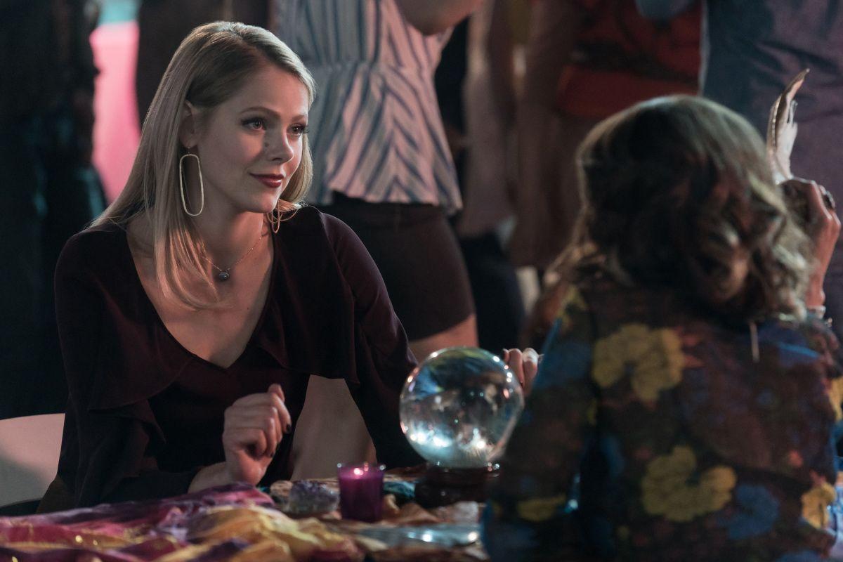 Roswell, New Mexico (The CW) image Roswell, New Mexico Pilot