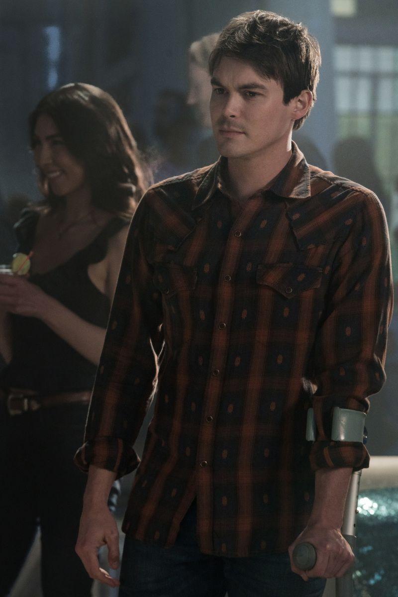 Roswell, New Mexico (The CW) image Roswell, New Mexico Pilot