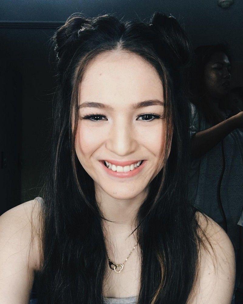 Photo Of Barbie Imperial That Show Her Barbie Like Figure