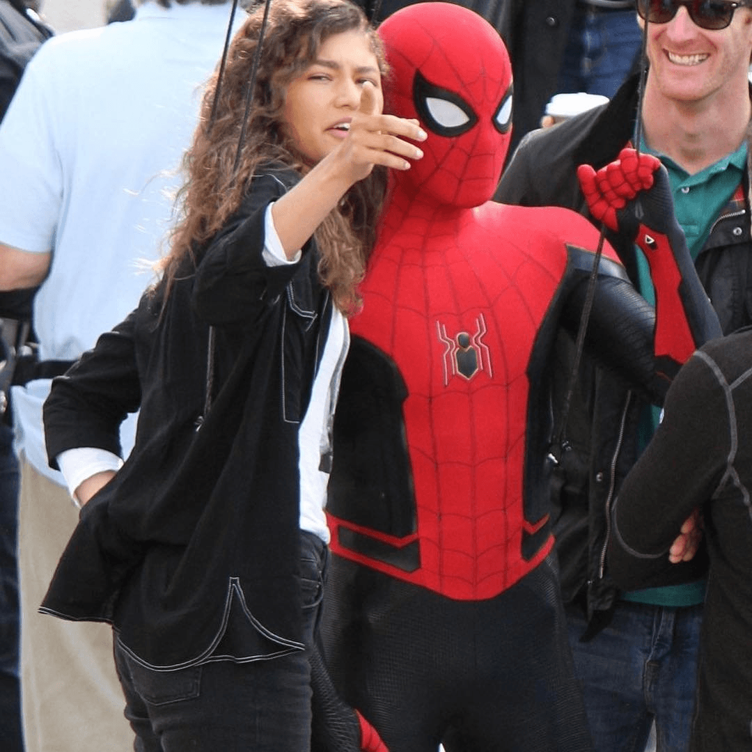 Spider Man Has A New Suit In Far From Home (set Pics)