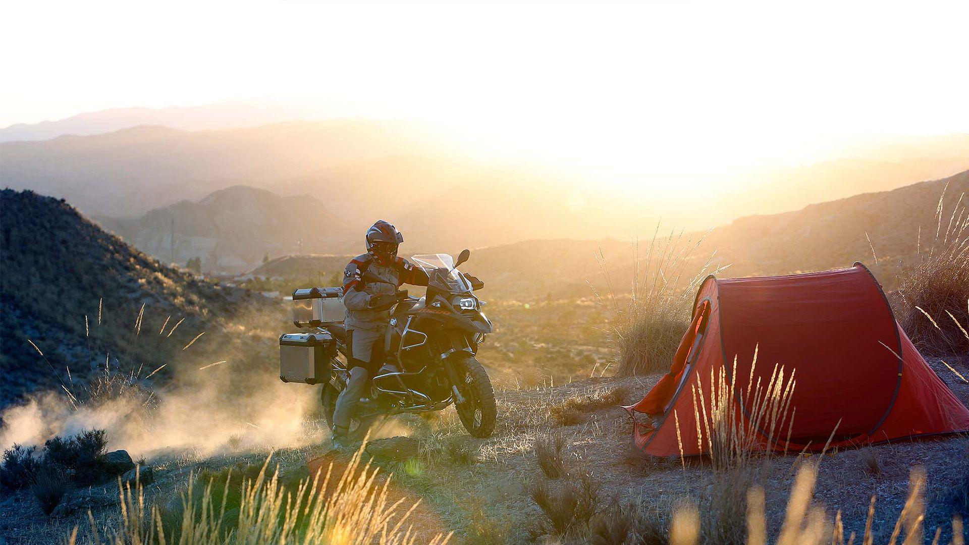 BMW R1200GS Adventure Review and Wallpaper
