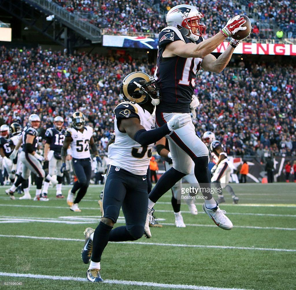 New England Patriots wide receiver Chris Hogan leaps to make a 14
