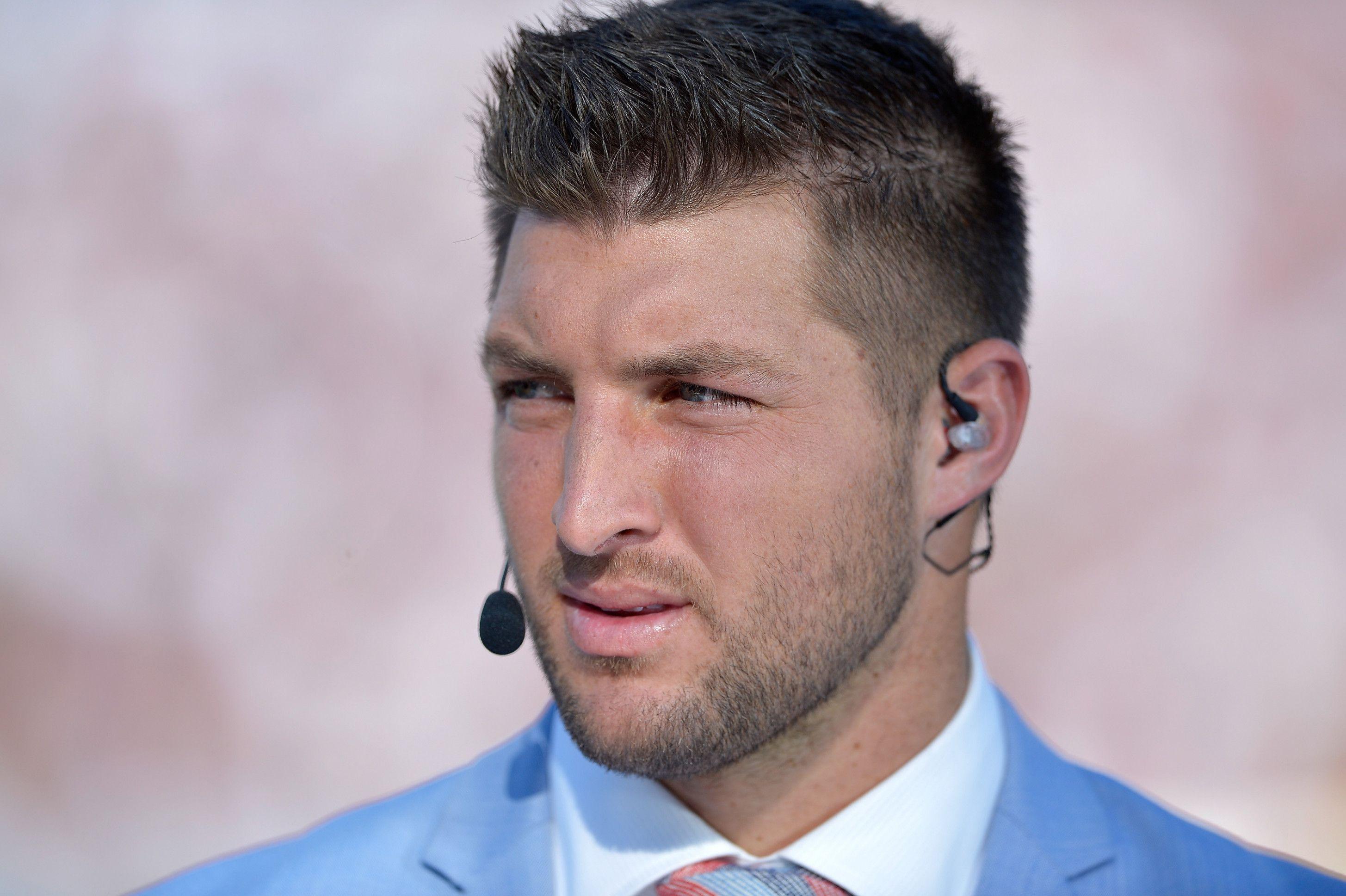 Tim Tebow Wallpapers Image Photos Pictures Backgrounds.