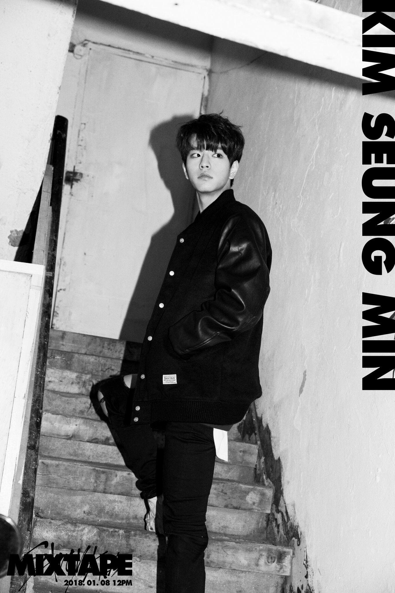 Stray Kids. Stray Kids. Stray kids seungmin, Kpop, Mixtape