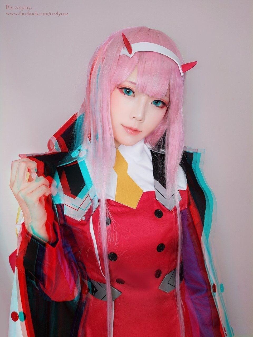 Ely Cosplay Two from Darling In The FRANXX. Cosplayers