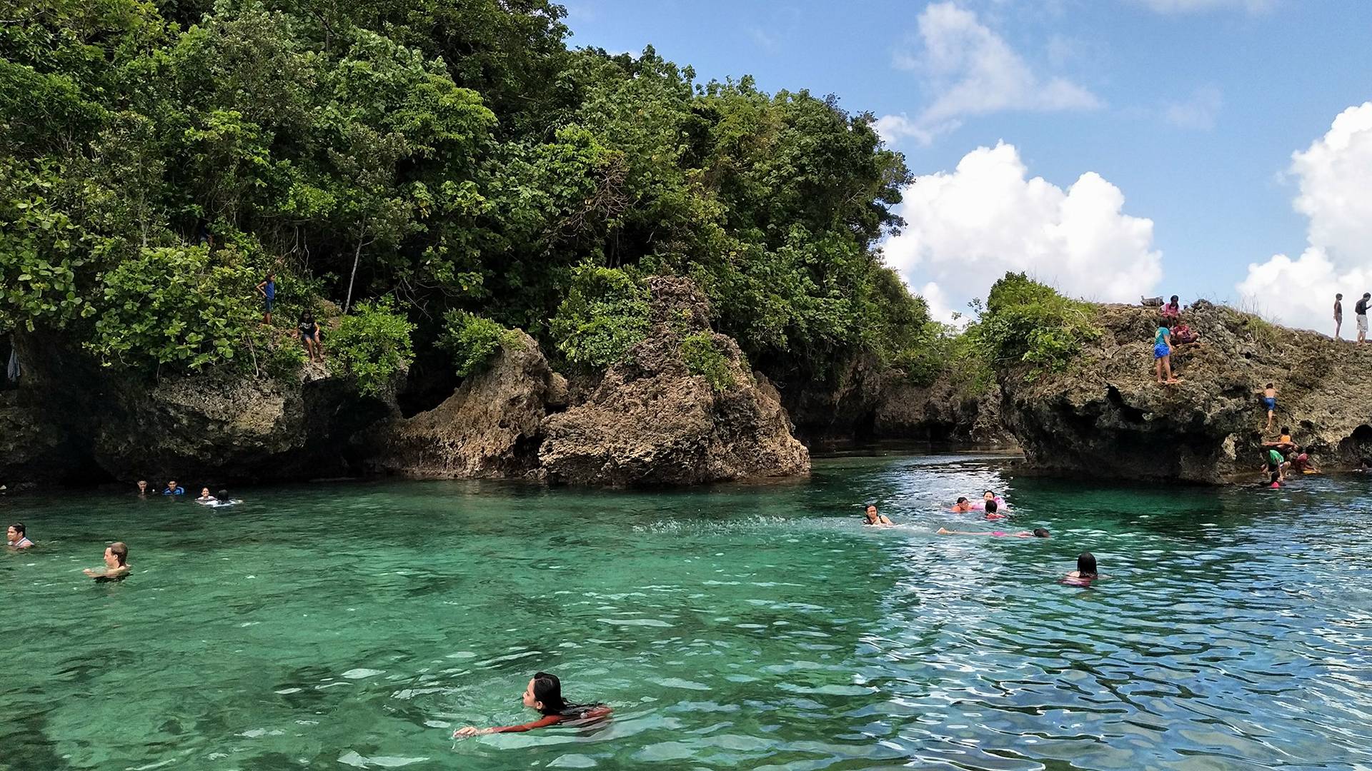 Siargao Island Travel: Guide for first time budget travelers