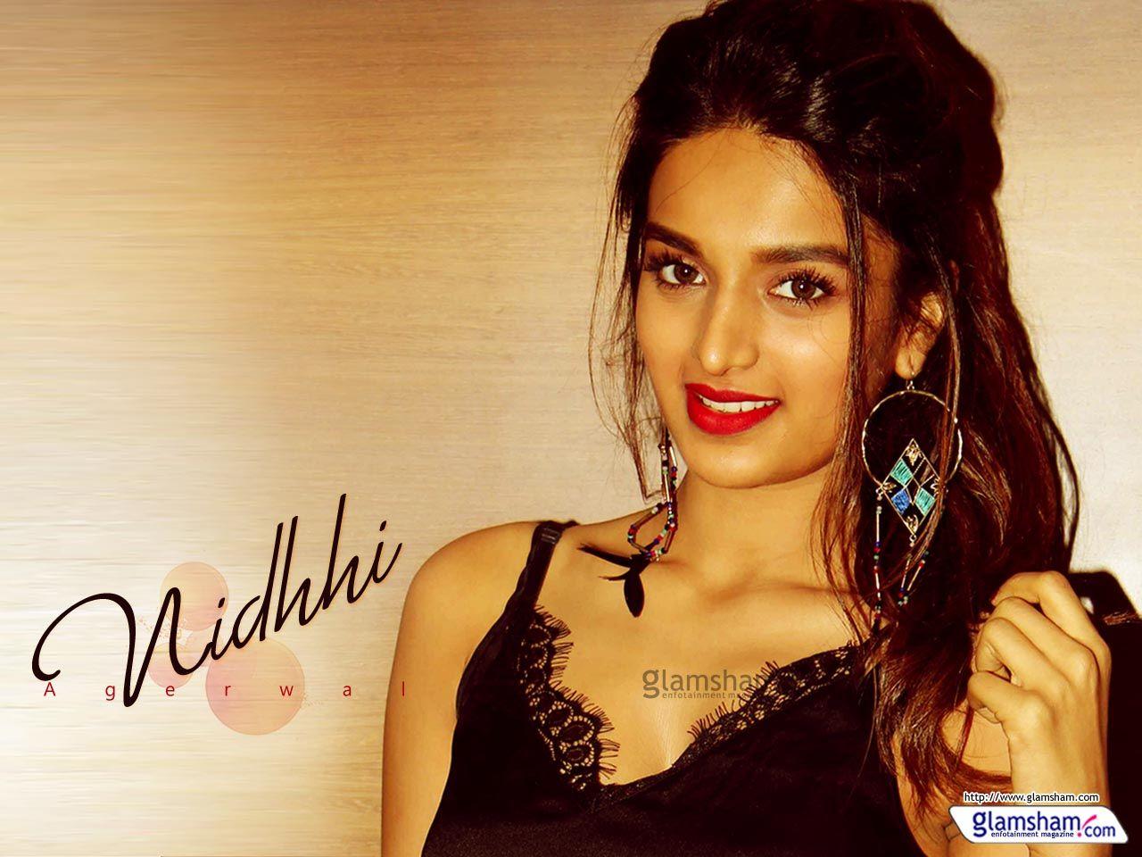 NIdhhi Agerwal high resolution image 122966