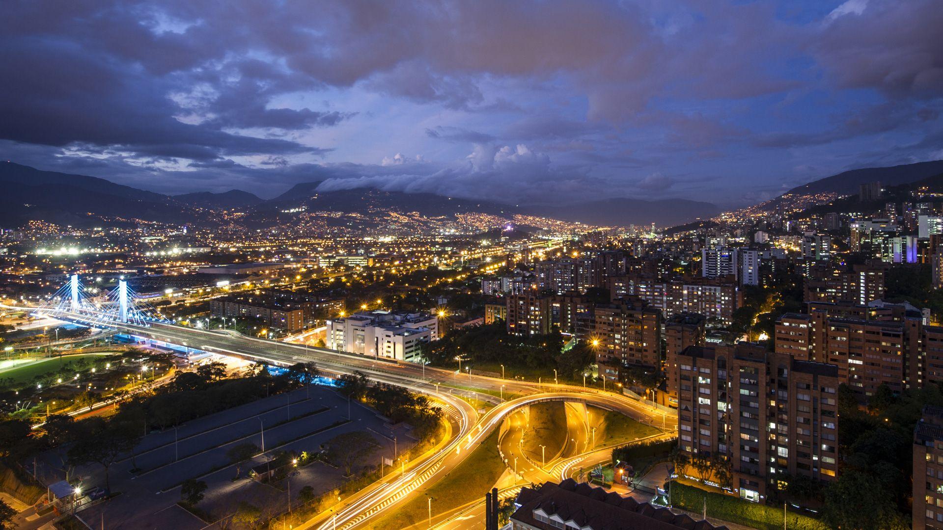 Medellin Colombia Wallpaper Related Keywords & Suggestions