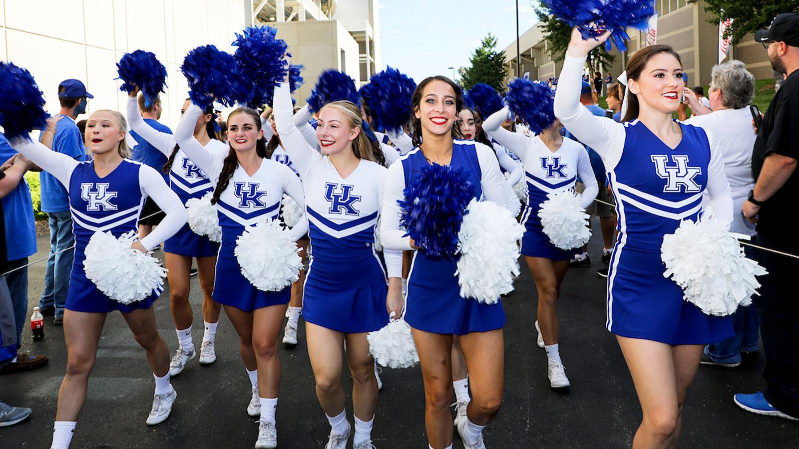 Kentucky Cheerleaders Win 22nd National Championship