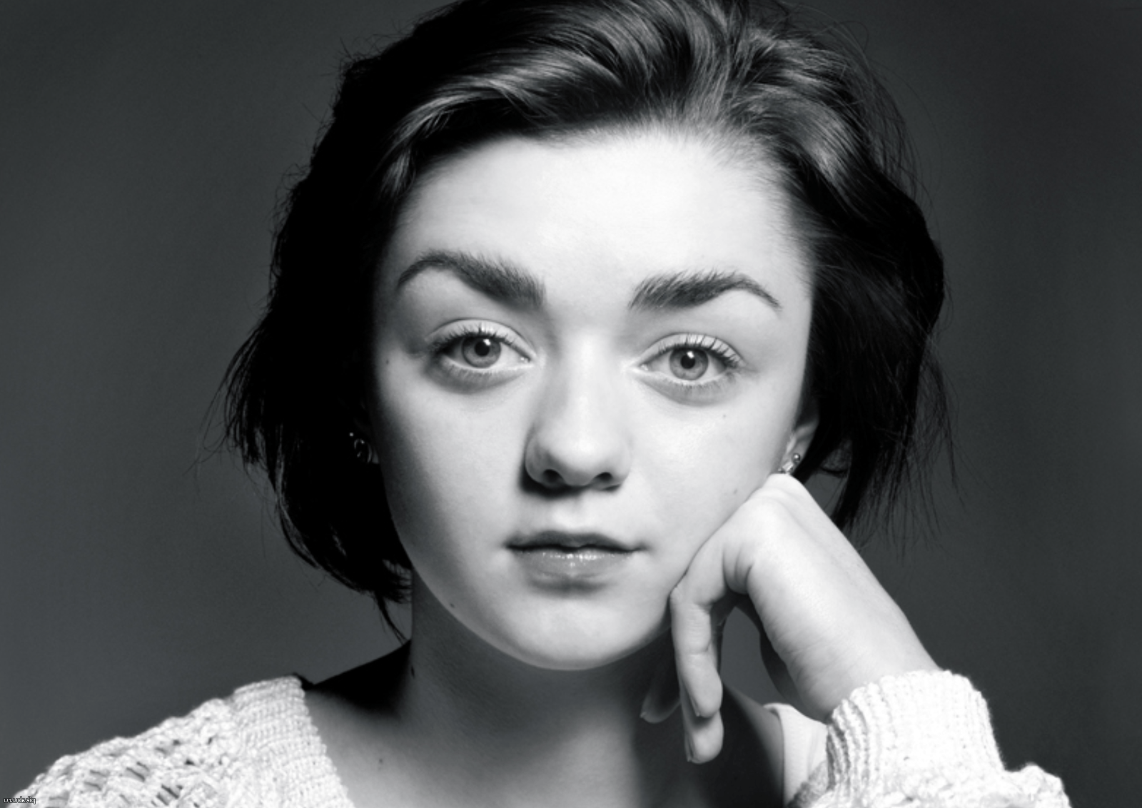 Maisie Williams Game of Thrones wallpaper 2018 in Woman