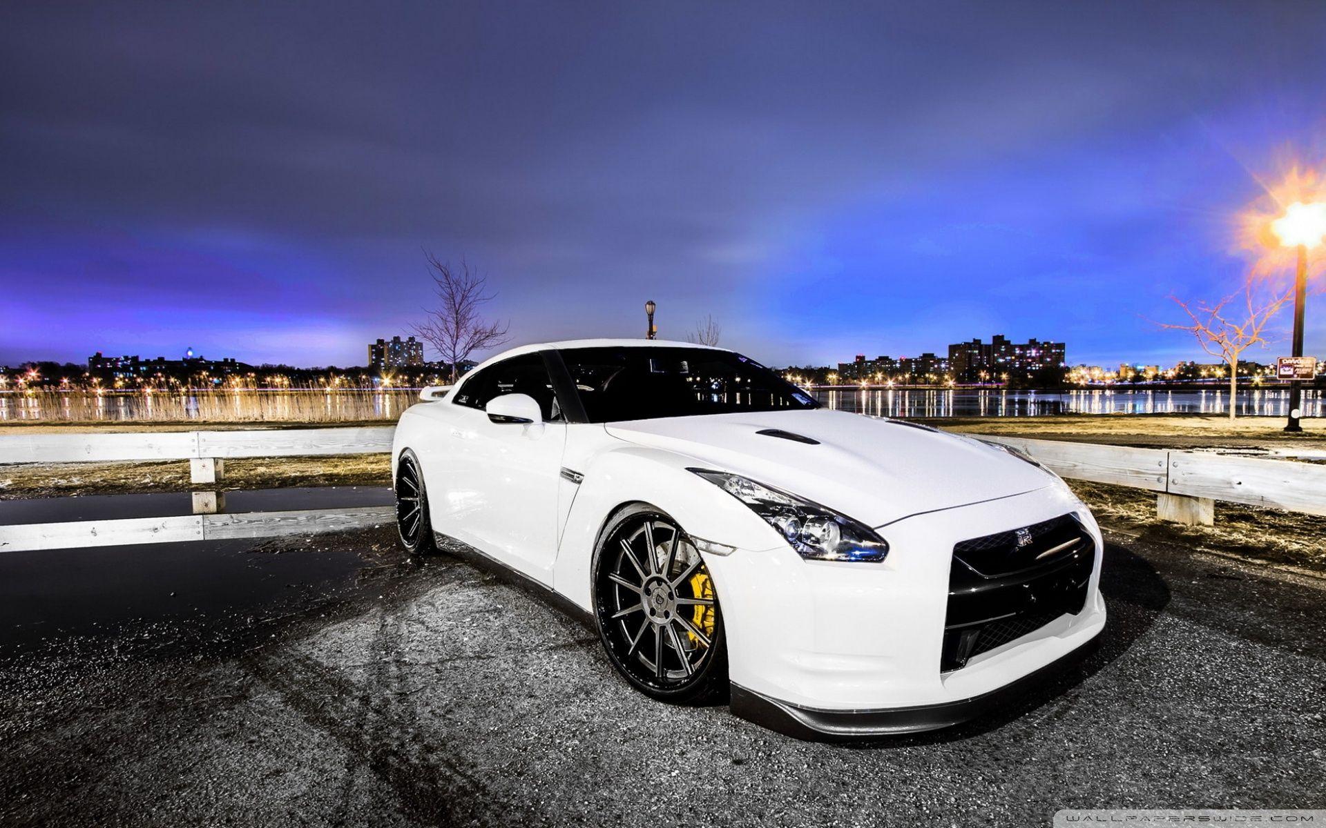 GTR in Town ❤ 4K HD Desktop Wallpaper for 4K Ultra HD TV • Wide