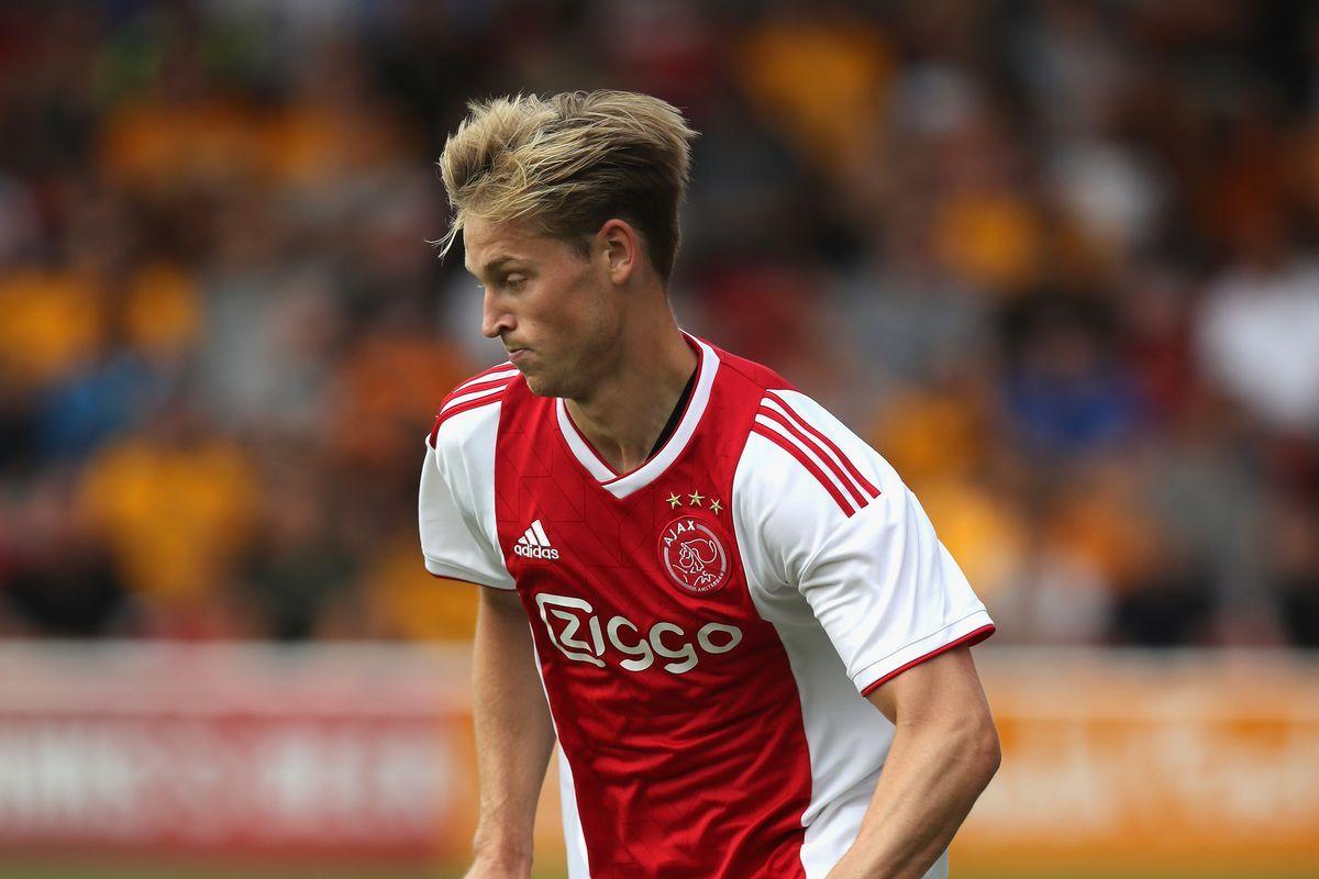 Frenkie de Jong is a mix of Deco and Xavi, says Henk ten Cate