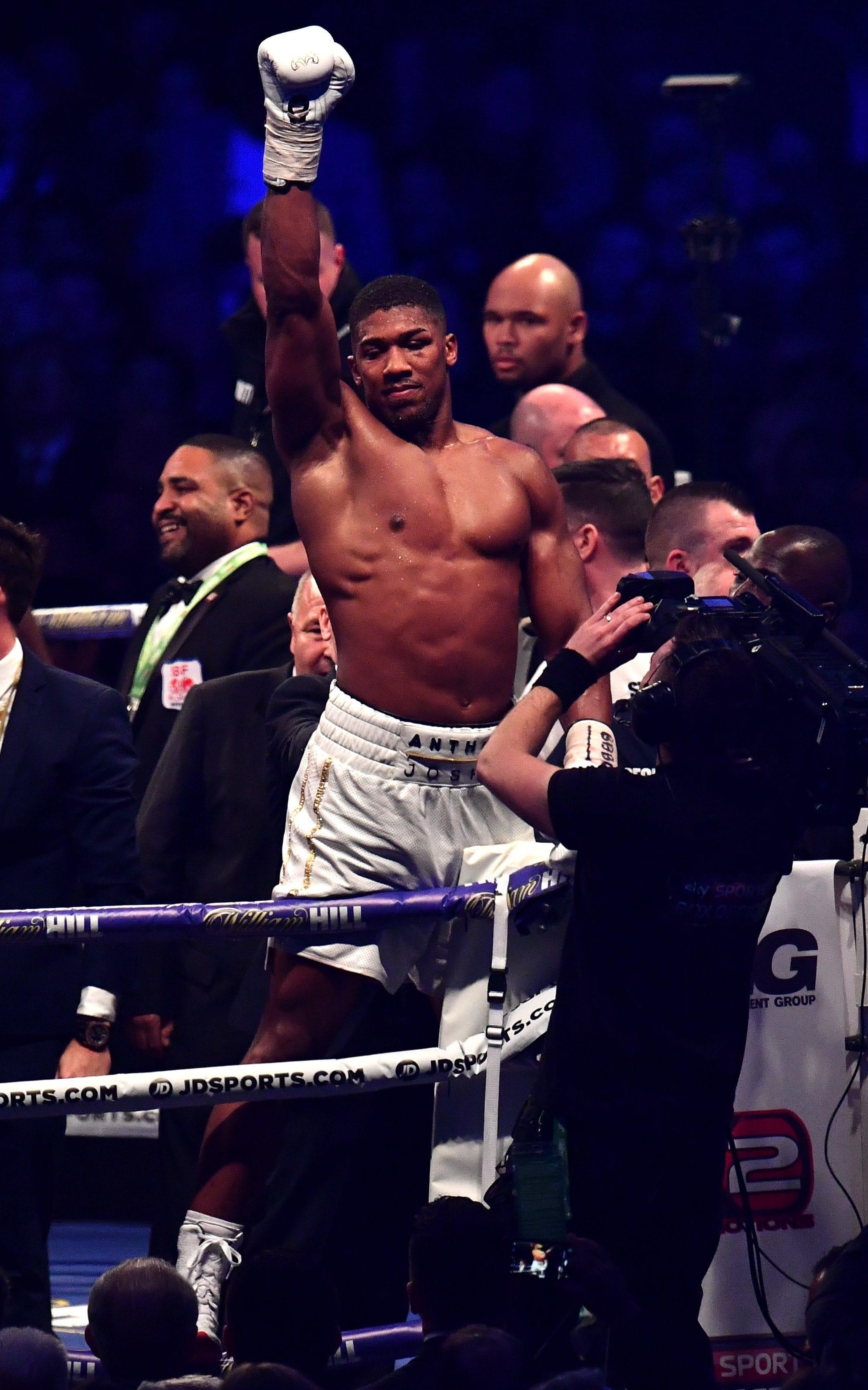 The 10 most iconic picture from Anthony Joshua's win over Wladimir