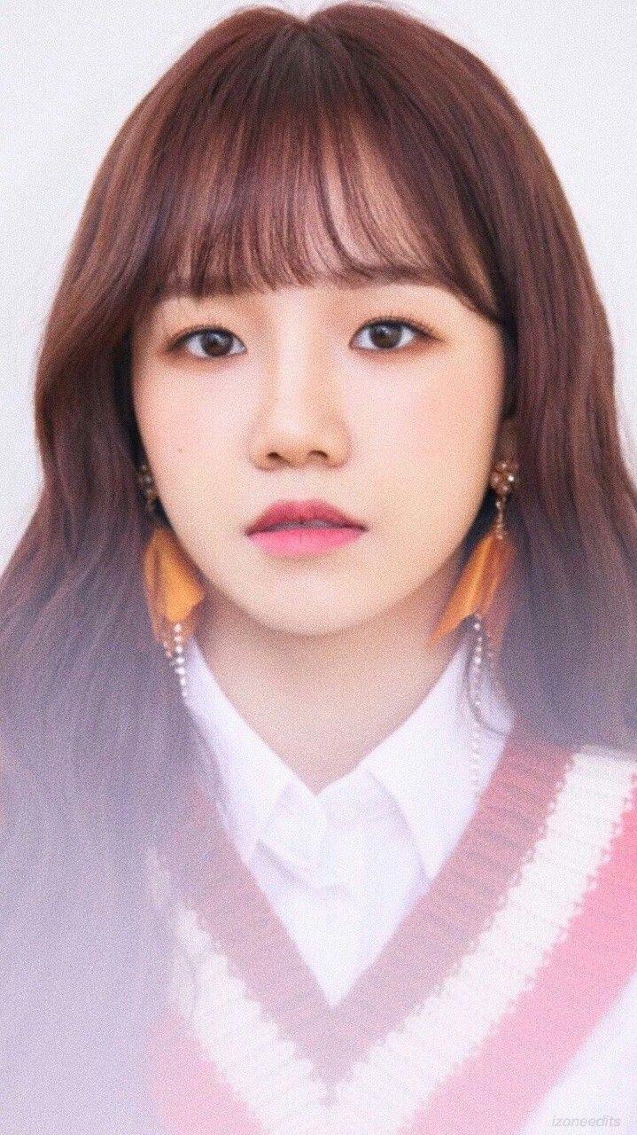 IZ*ONE 아이즈원 Jang Won Young, Sakura Miyawaki, Jo Yu Ri, Choi Ye