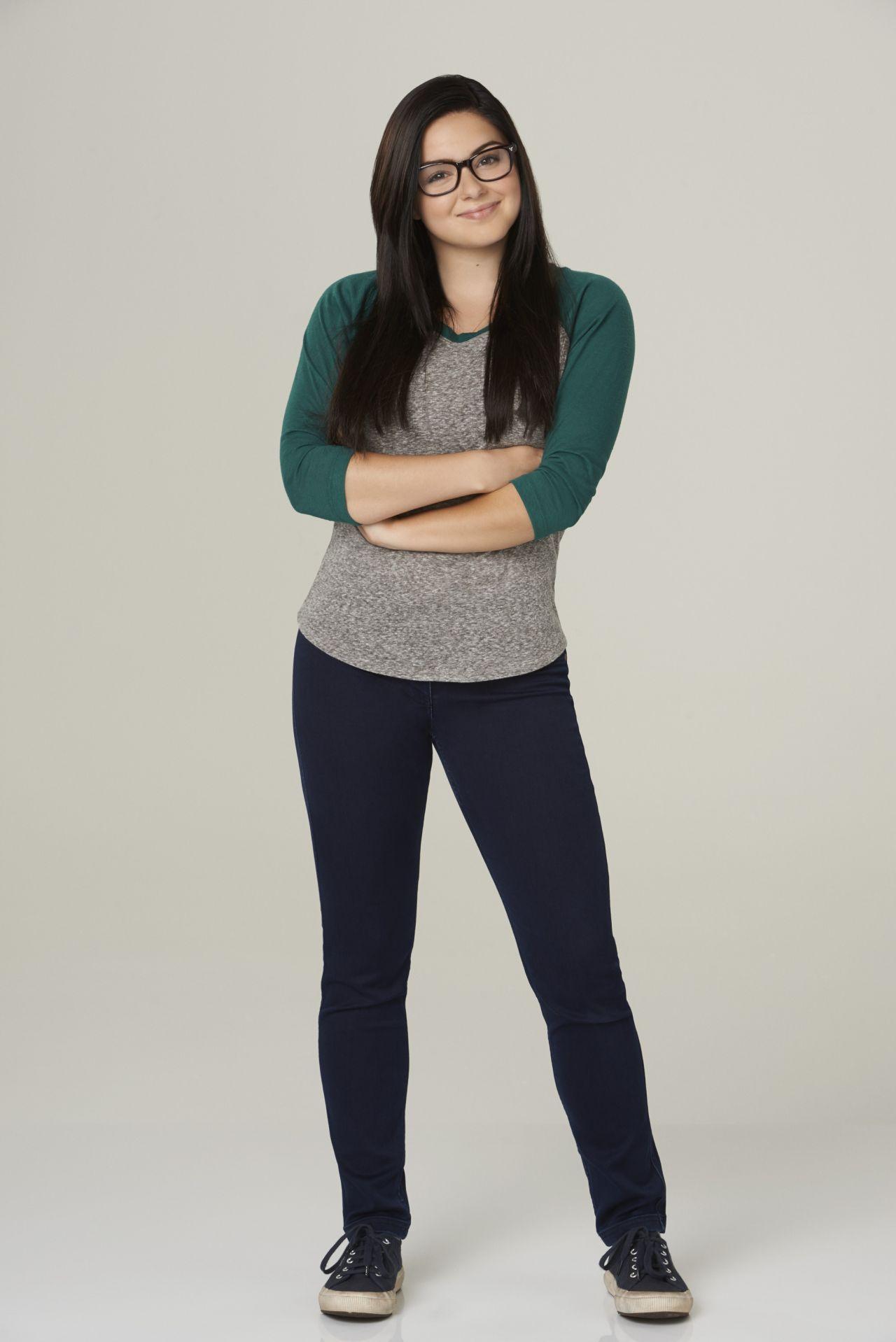 Ariel Winter Modern Family Season 6 HD Wallpaper, Background Image