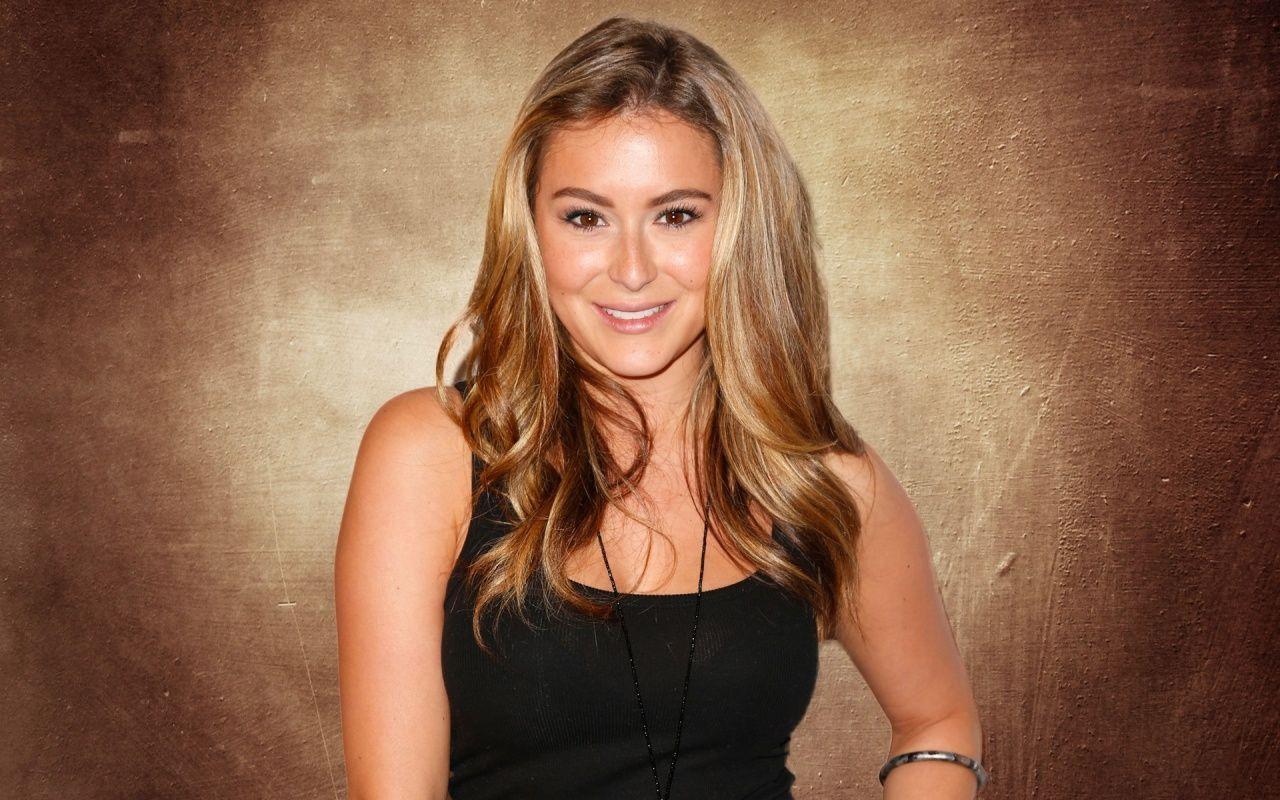 Celebrity Vega Wallpaper. ACTRESS ○ Alexa Vega