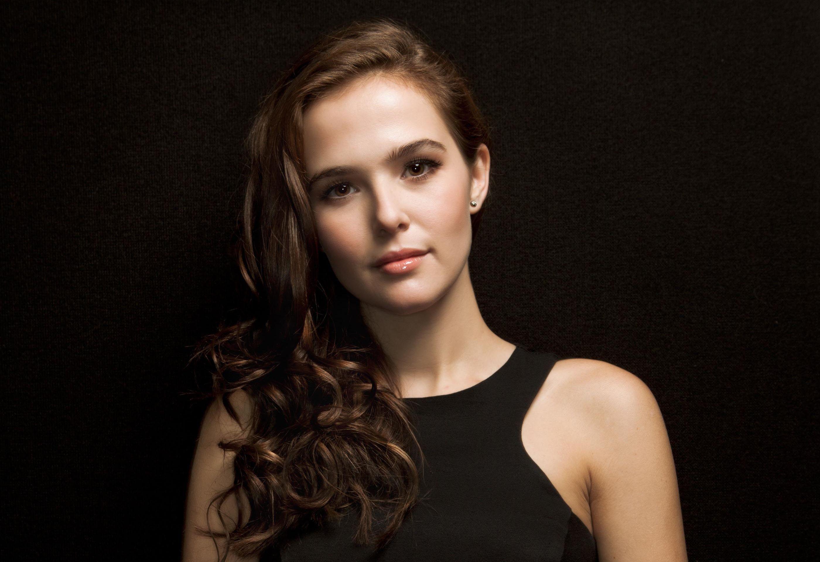 Zombieland 2 adds Zoey Deutch to the cast. SciFiNow World's