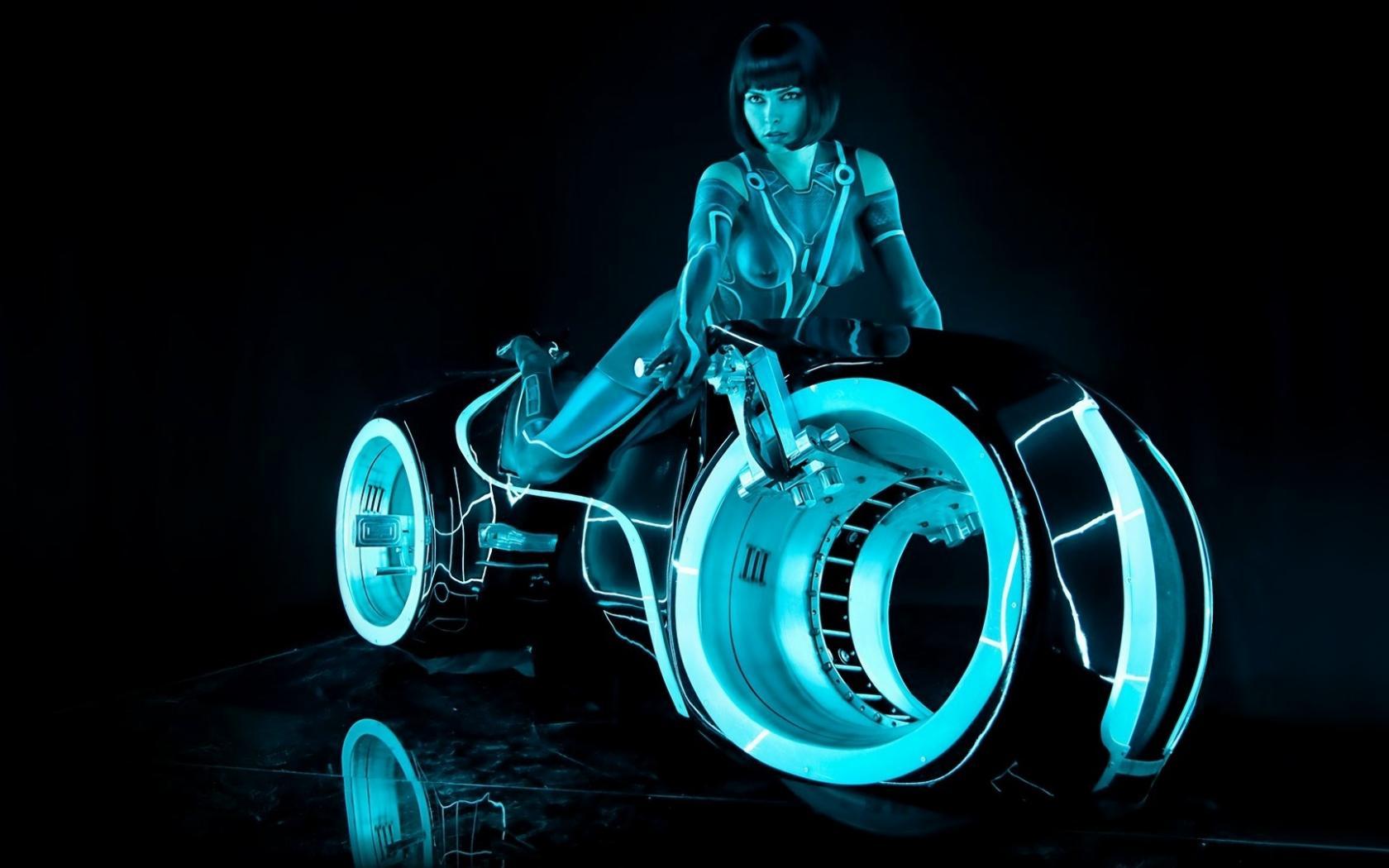 Wallpaper HD 3D Girl Bike Tron