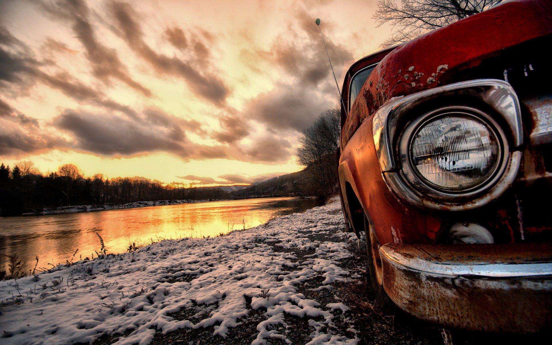 Old car HD Wallpaper