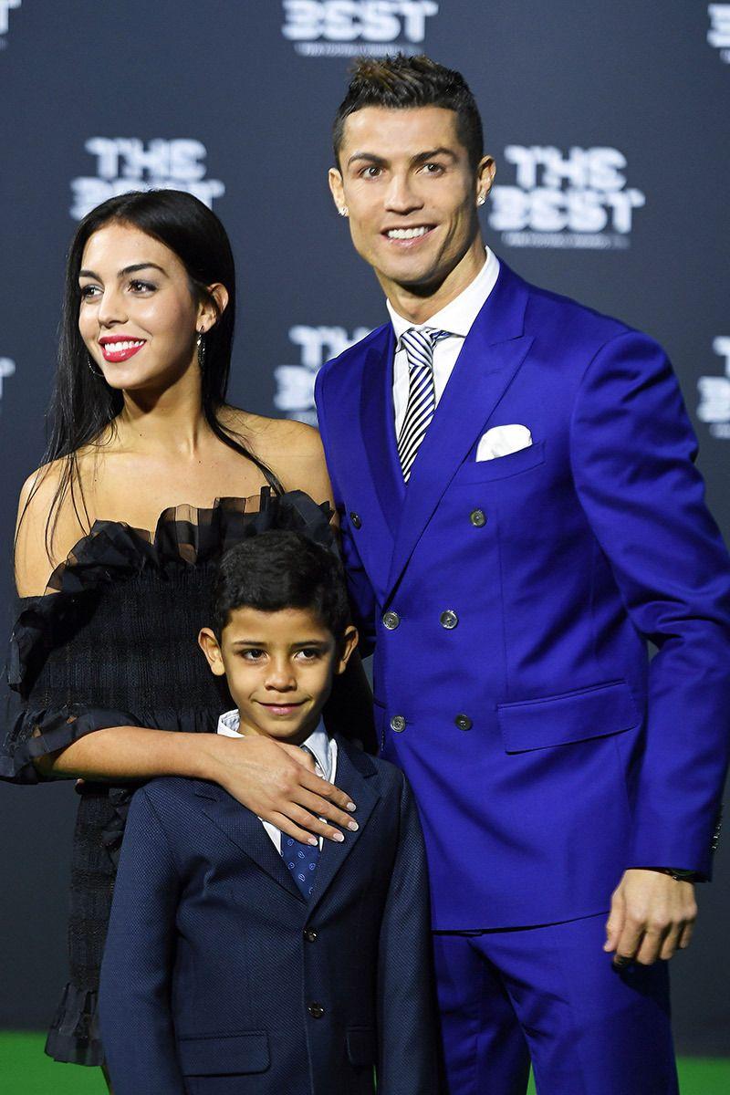 Cristiano Ronaldo & Georgina Rodriguez Pics: See Photo Of