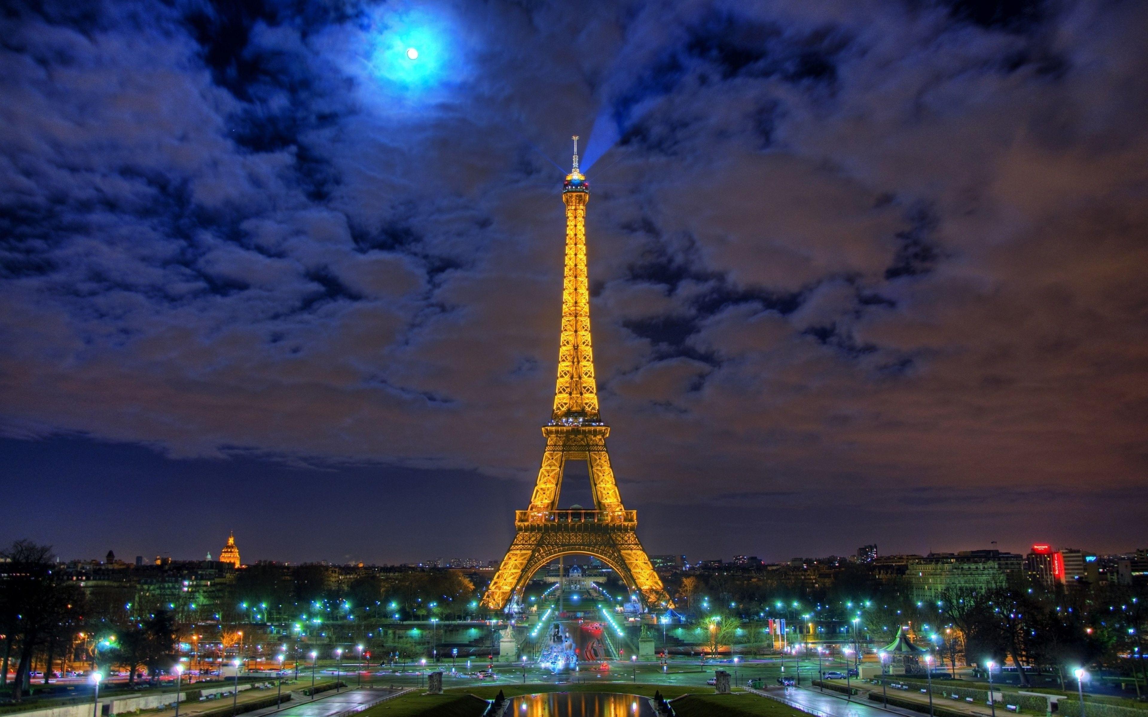 4K Eiffel Tower Wallpaper High Quality