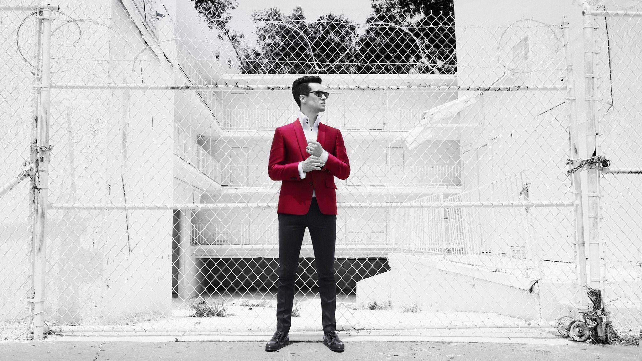 Panic! At the Disco: Pray for the Wicked Tour with Two Feet