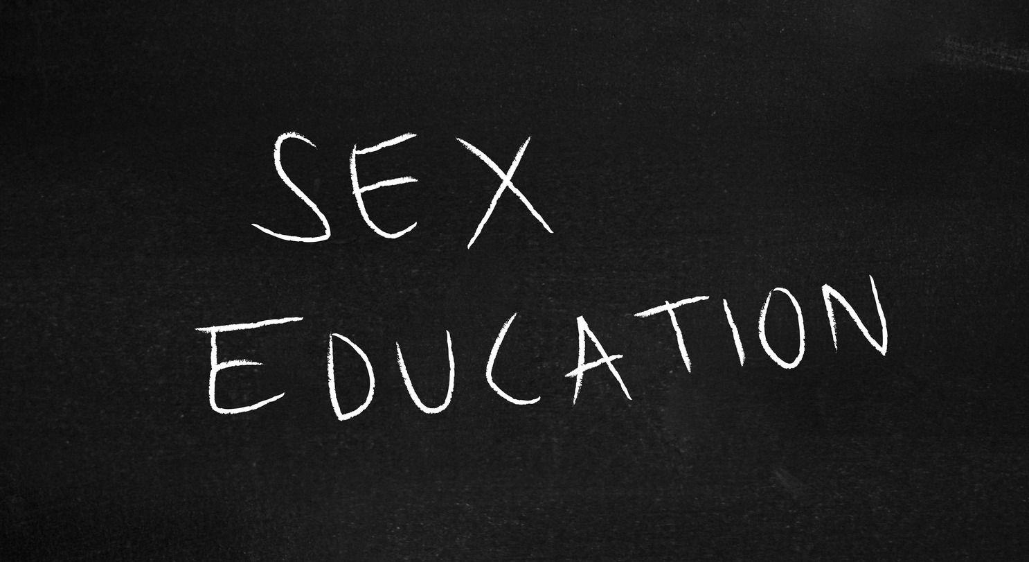 Sex Education Wallpapers - Wallpaper Cave