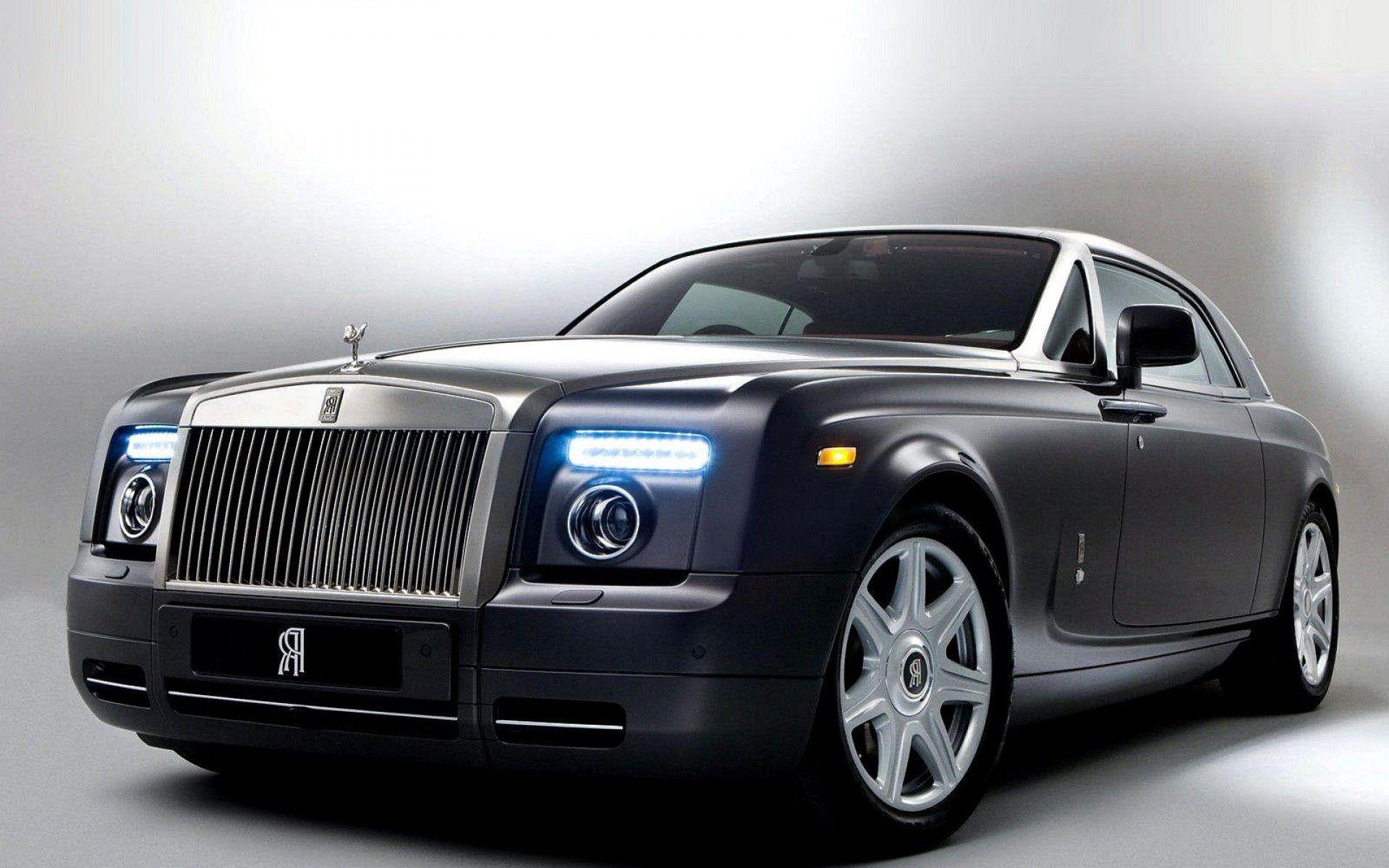Black Car Rolls Royce Phantom
