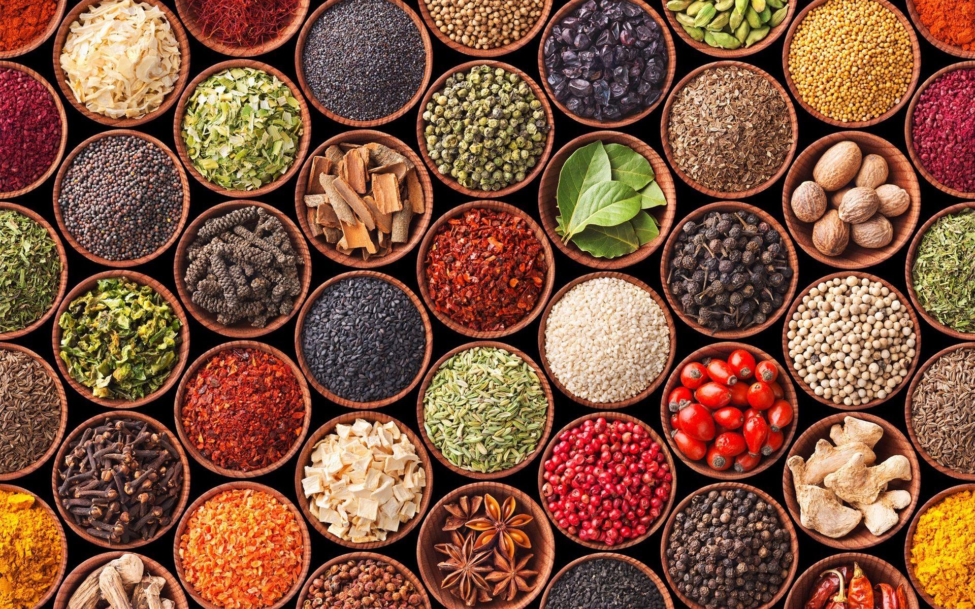 Wallpaper Diversity spices, turmeric, pepper, cardamom, star anise